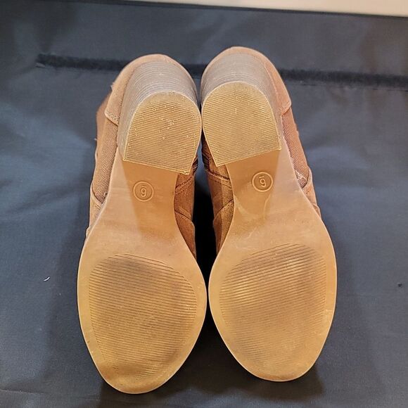 UNIVERSAL THREAD STACKED BLOCK HEEL ALMOND TOE BOOTIES - Picture 13 of 16